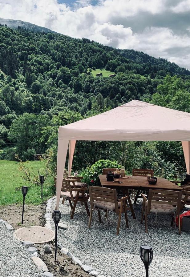 Bed & Breakfast Casa Pasch - Boutique In Cumpadials Sumvitg