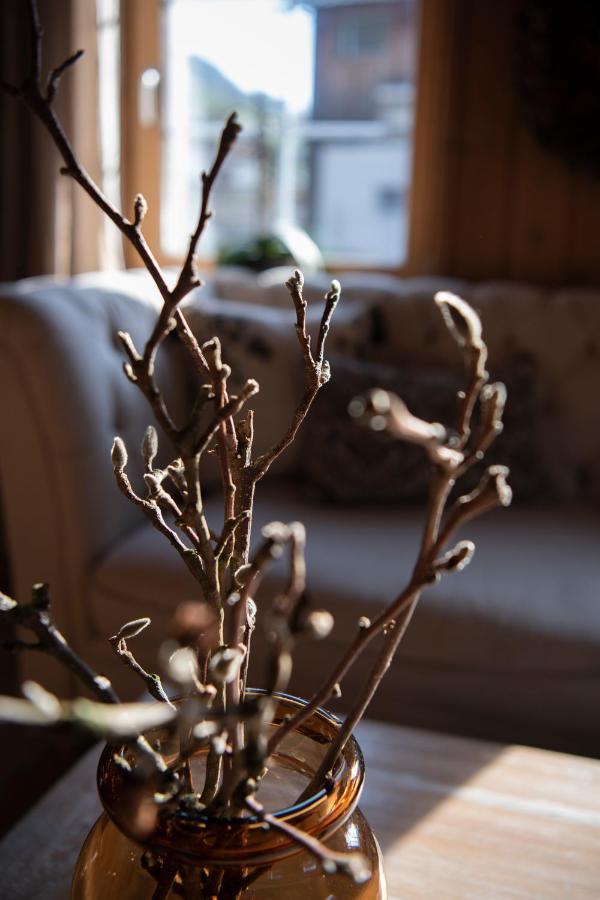 Casa Pasch - Boutique In Cumpadials Bed & Breakfast