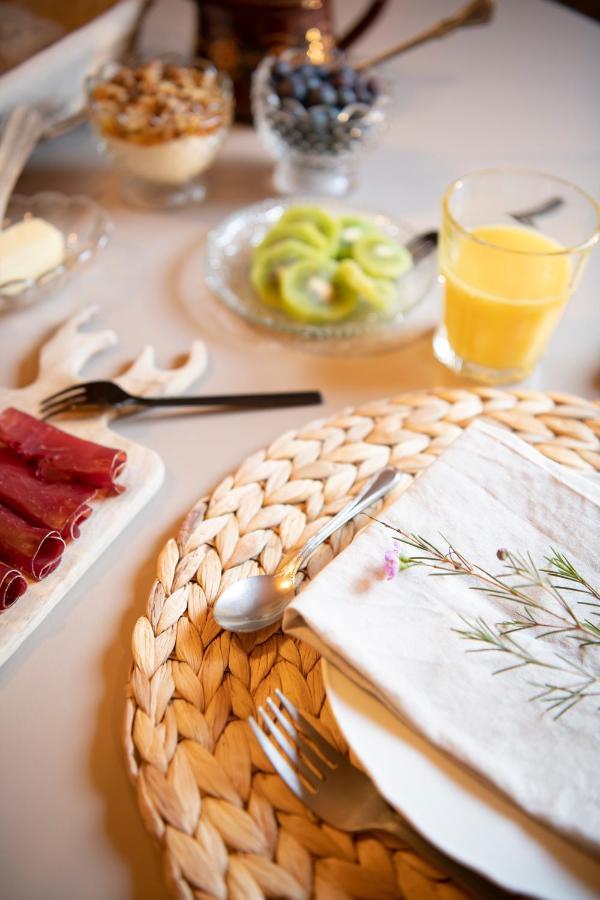 Bed & Breakfast Casa Pasch - Boutique In Cumpadials Sumvitg